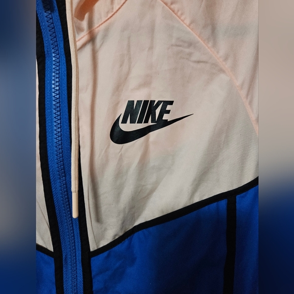 Nike windbreaker - Picture 3 of 11